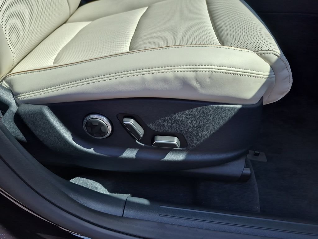 2025 GENESIS GV70 Advanced - Photo 23