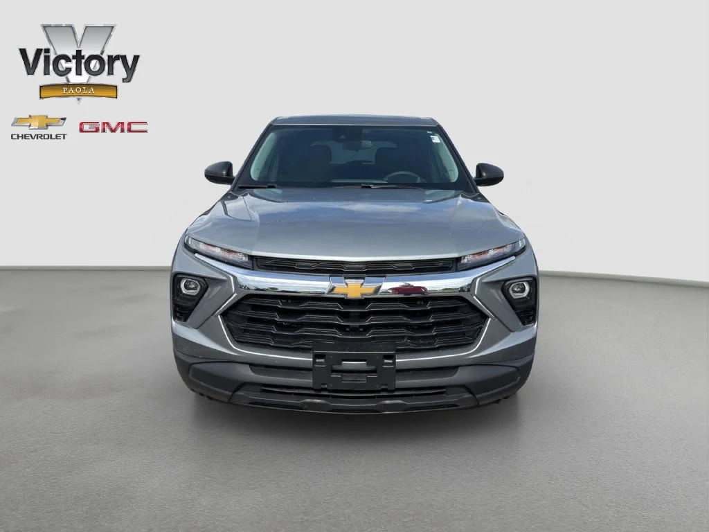 Used 2025 Chevrolet Trailblazer LS with VIN KL79MMSL8SB087600 for sale in Kansas City