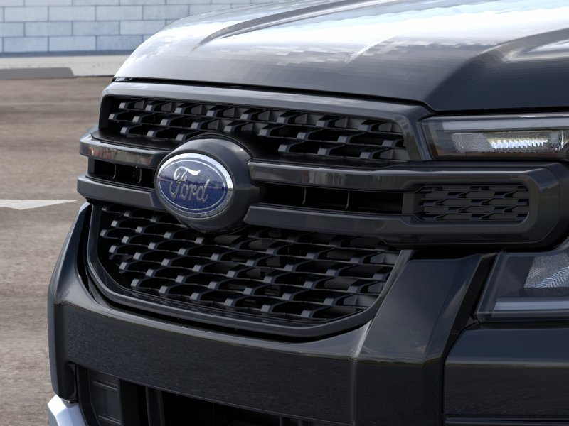 New 2026 Shadow Black Ford XLT image 39