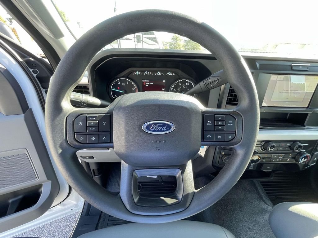 New 2026 Oxford White Ford F-450® XL image 8