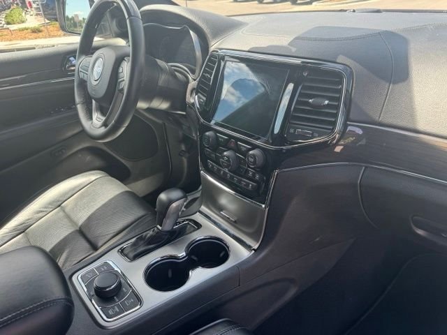 Used 2019 Blue Jeep Overland image 28