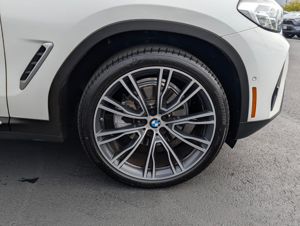 2022 BMW X4 30i - Photo 8
