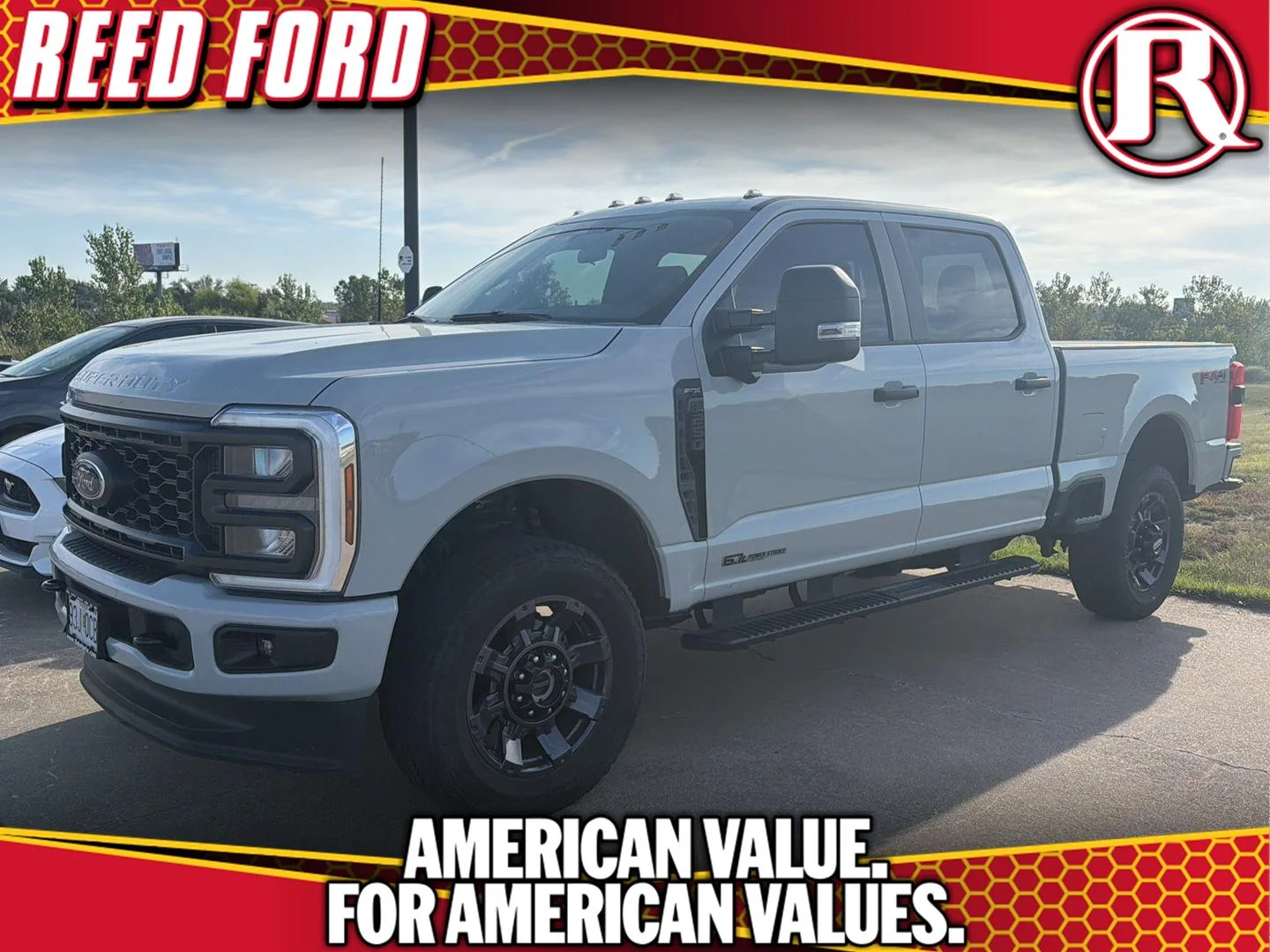 Used 2025 Avalanche Gray Ford XL image 1