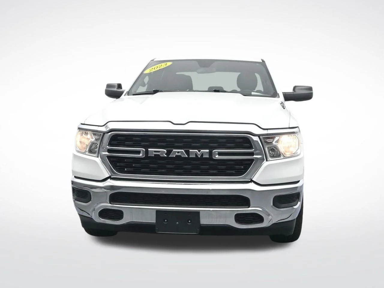 Used 2023 White Ram Big Horn/Lone Star image 2