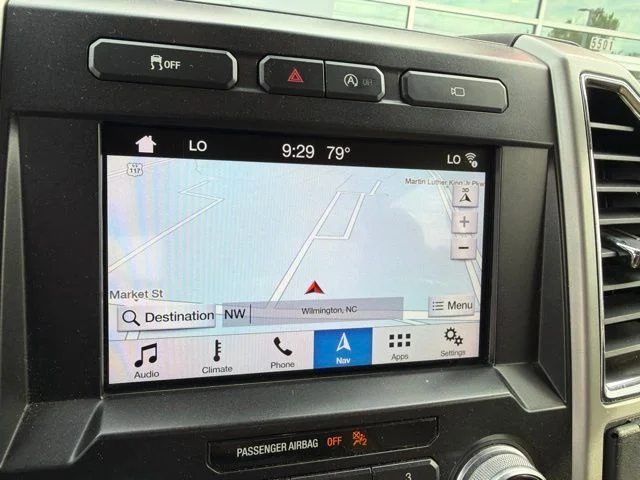 Used 2017  Ford Lariat image 17