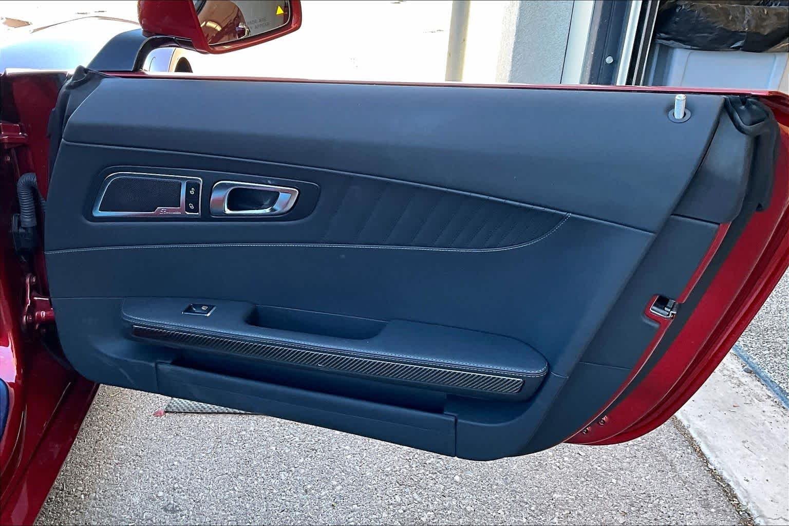 Used 2018 designo Cardinal Red Metallic Mercedes-Benz AMG® GT S image 19