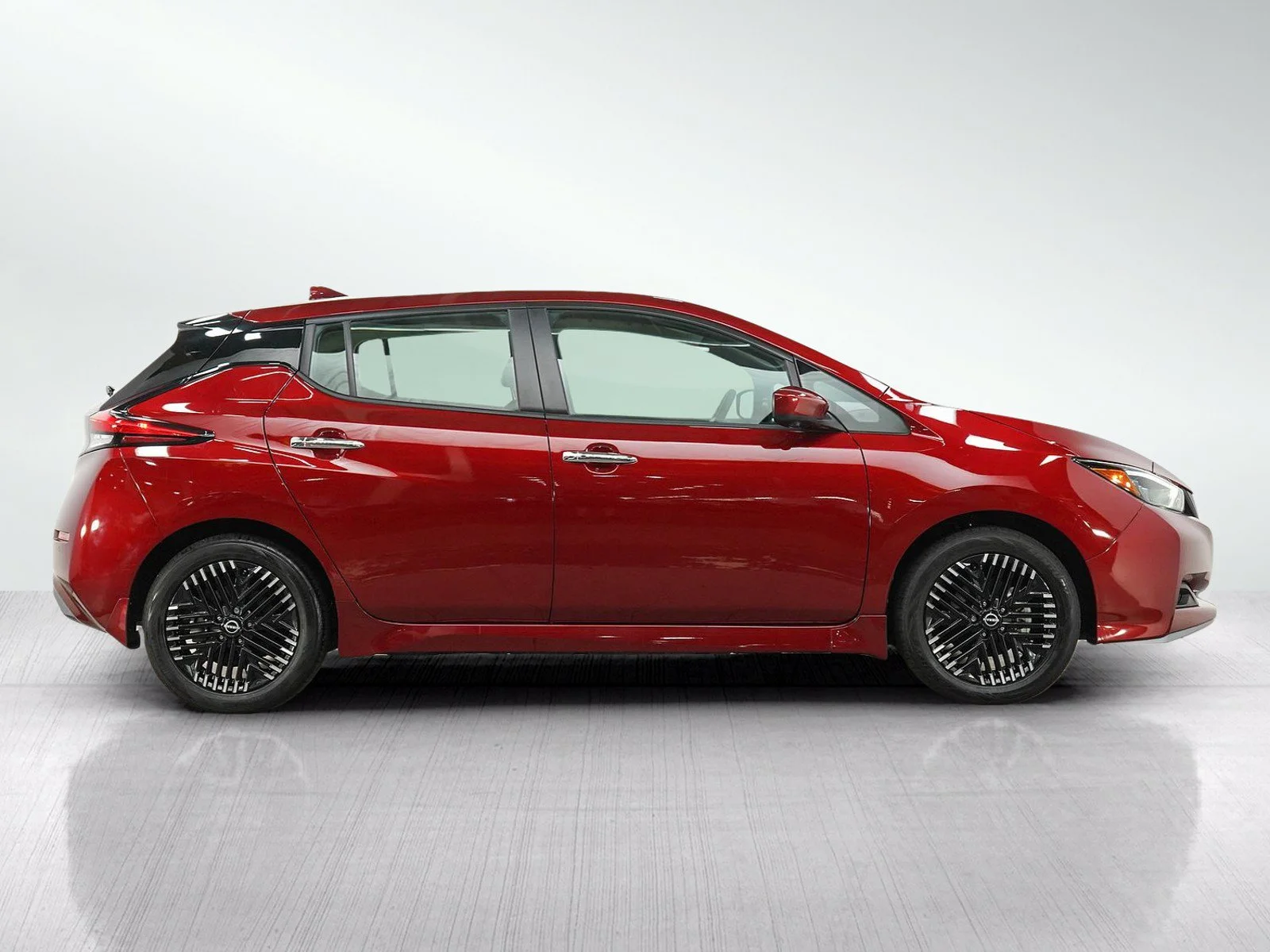 Used 2024 Scarlet Ember Tintcoat Nissan SV Plus image 6