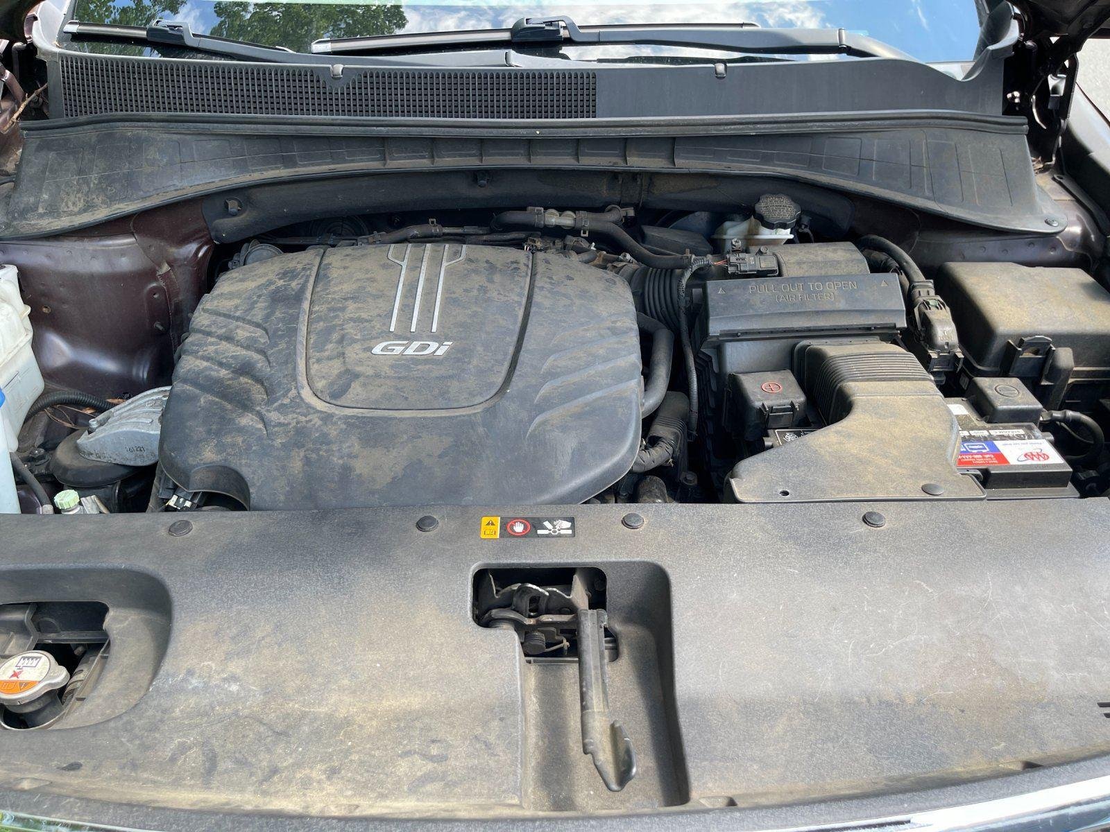 Used 2017 Sangria Kia SX V6 image 9