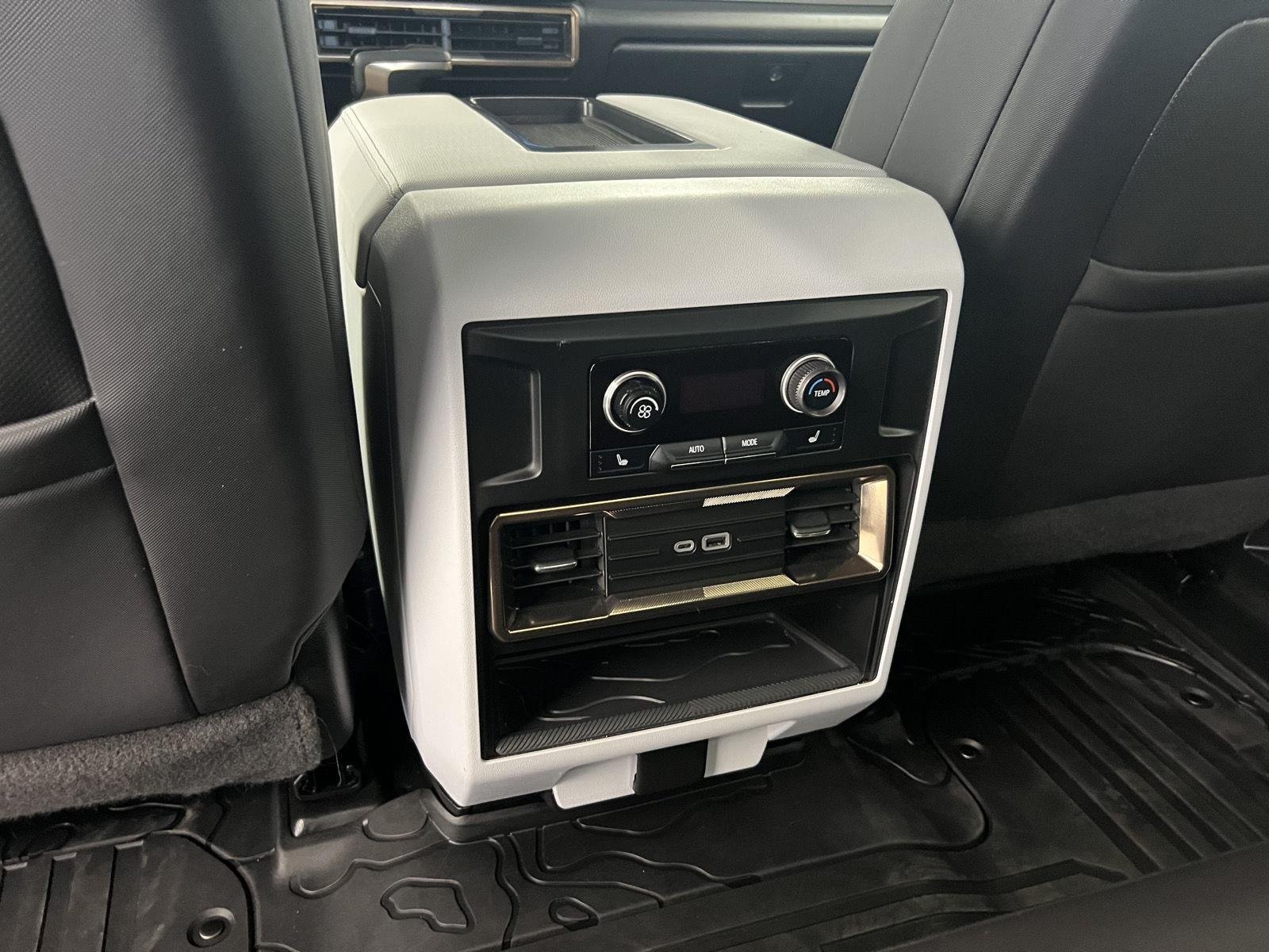 2024 GMC HUMMER EV 2X - Photo 28