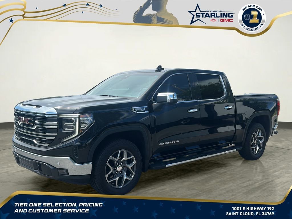 2022 GMC Sierra 4WD Crew Cab Short Box SLT's photo