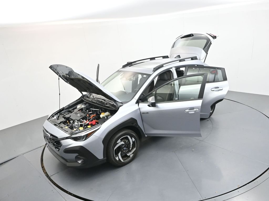 Used 2026 Ice Silver Metallic Subaru Limited image 36