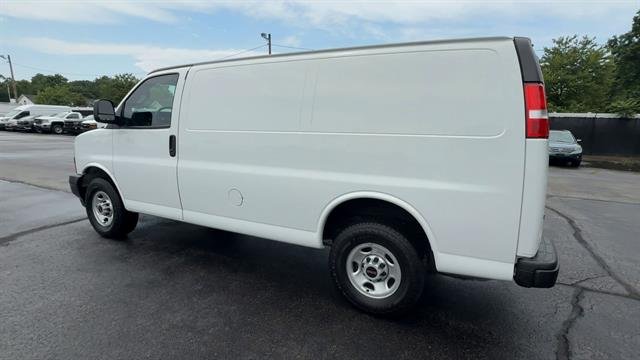 2023 GMC Savana Cargo Work Van - Photo 6