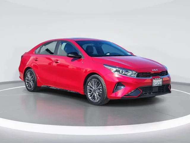 Pre-Owned 2024 Kia Forte GT-Line FWD 4D Sedan