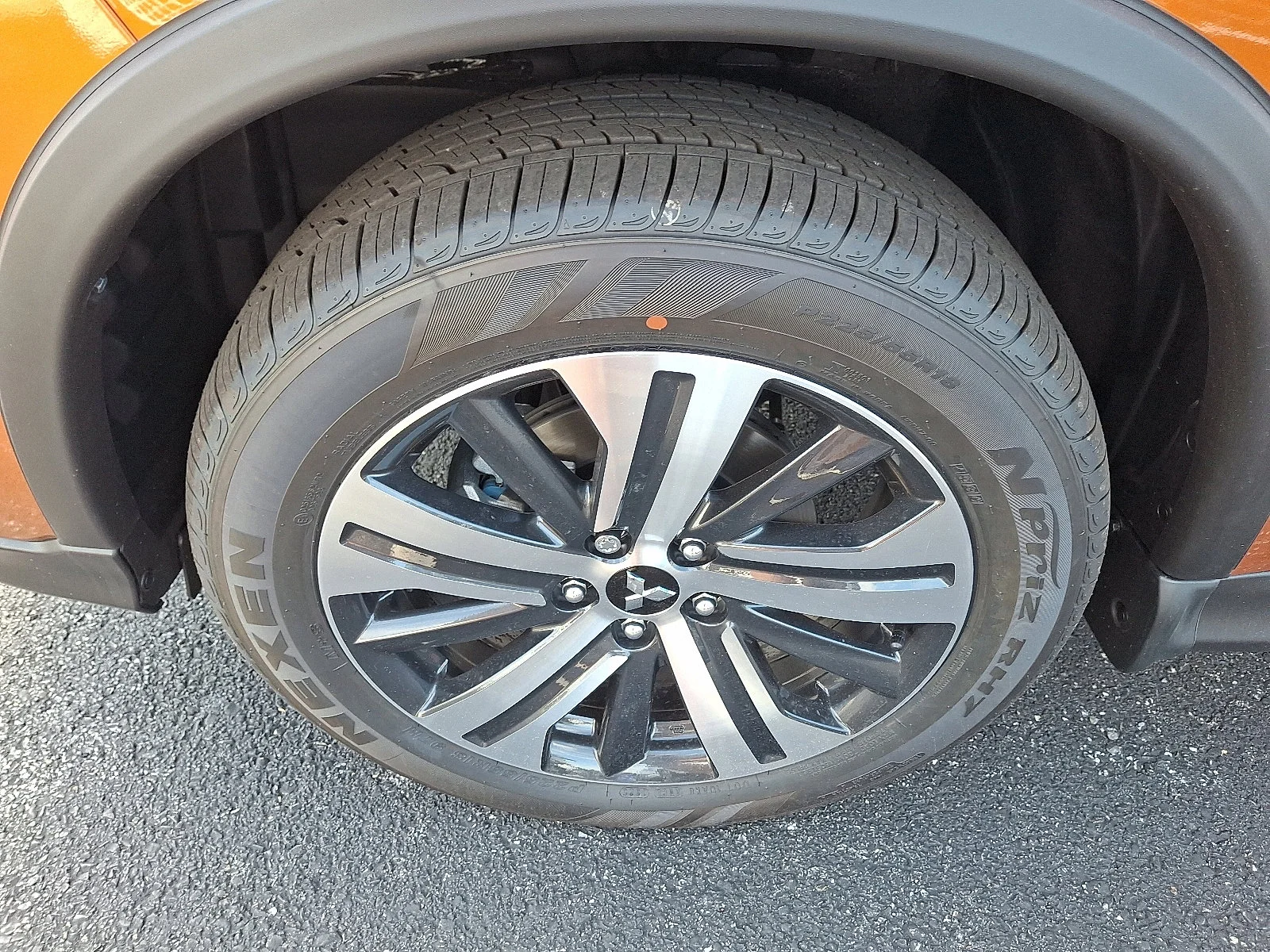 2025 Mitsubishi Outlander Sport ES - Photo 4