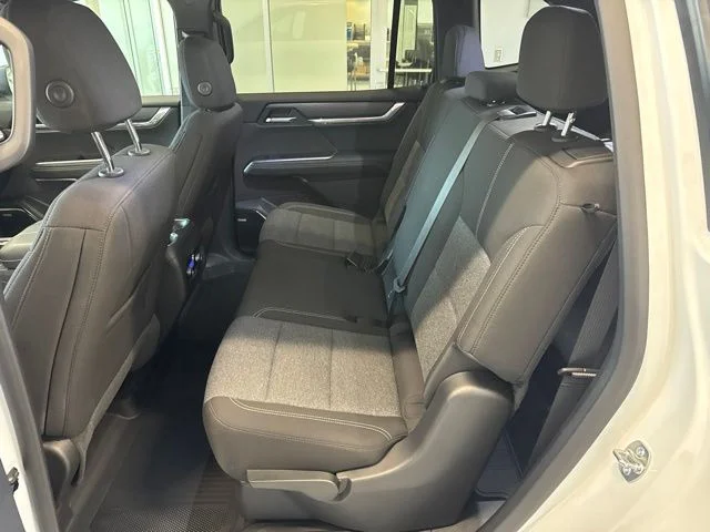 2026 GMC Acadia Elevation - Photo 15