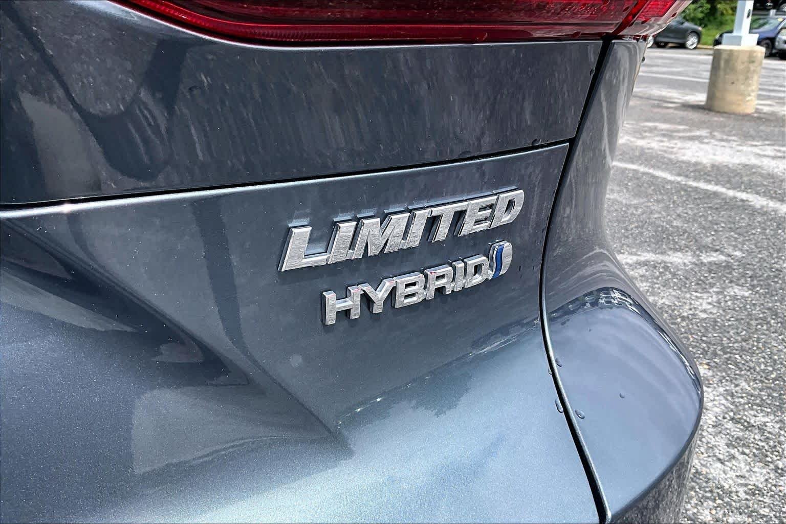 Used 2021 Coastal Gray Metallic Toyota Limited image 10