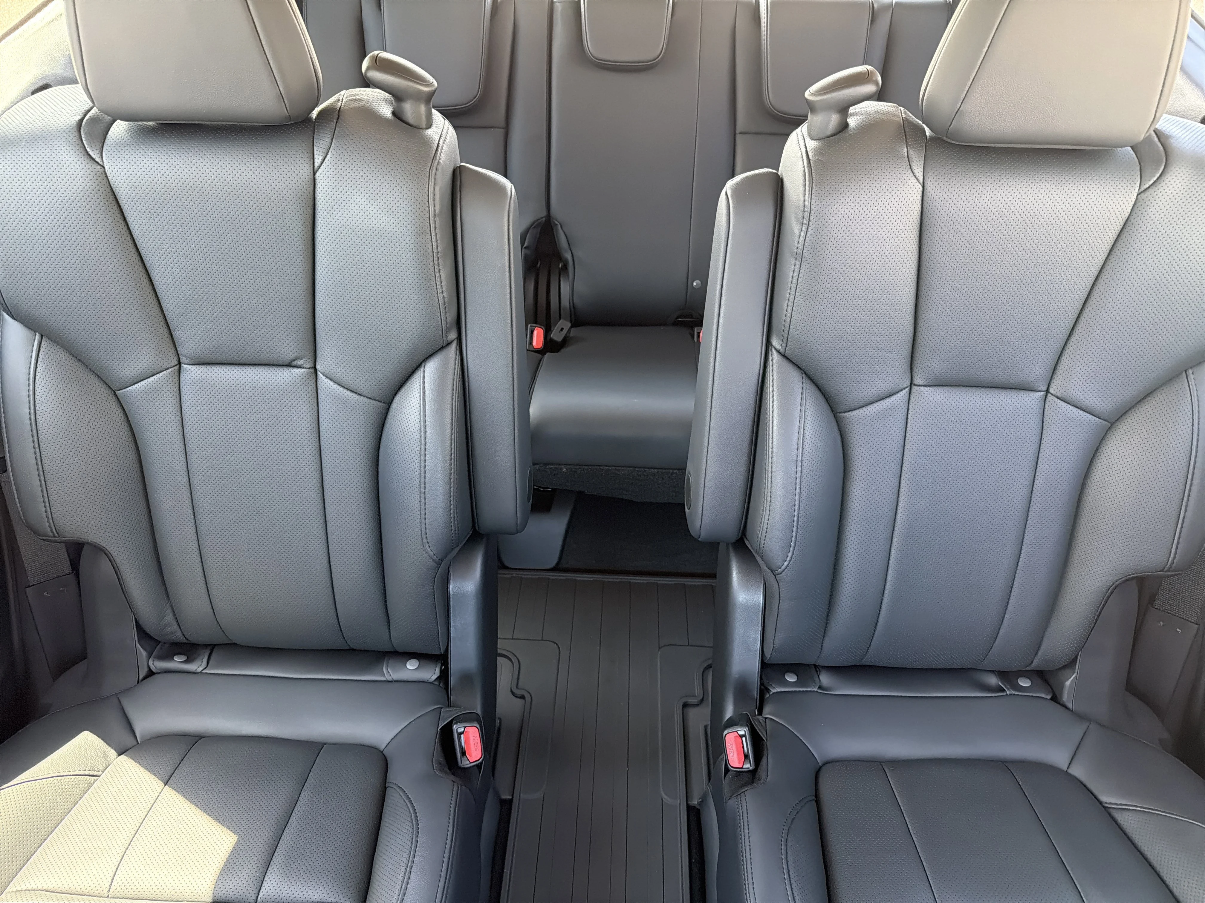 2025 Subaru Ascent Onyx Edition-Touring - Photo 13