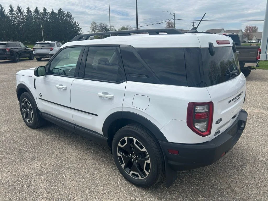 Used 2023 Oxford White Ford Outer Banks image 4