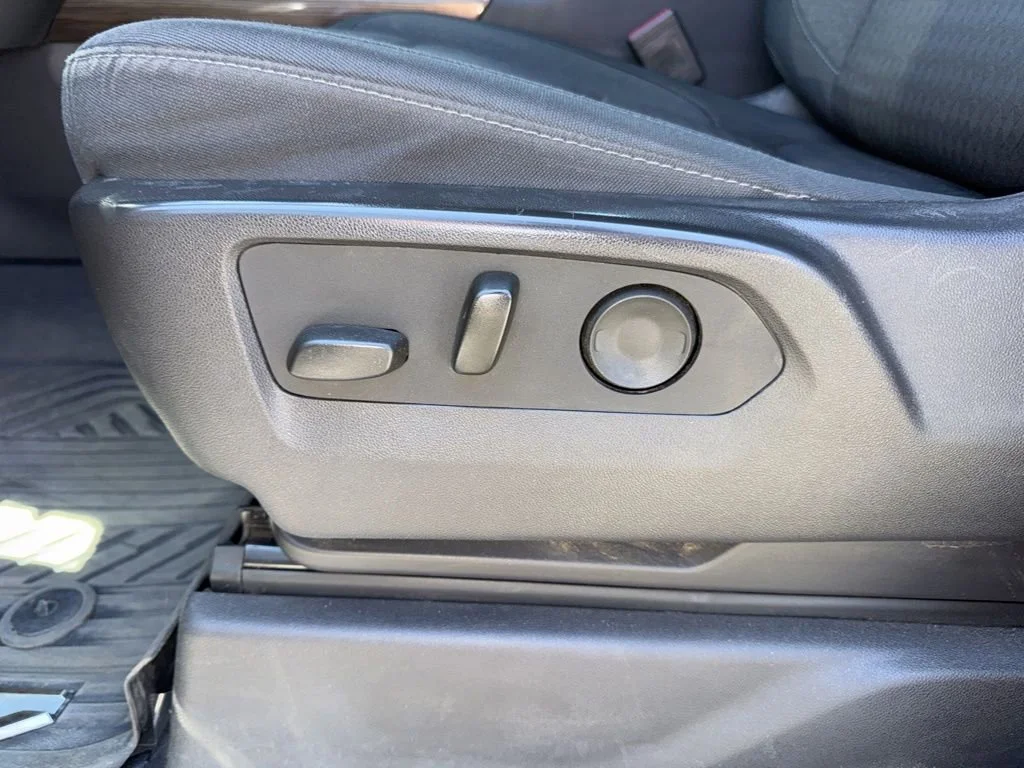 Used 2024 Slate Gray Metallic Chevrolet LT Trail Boss image 31