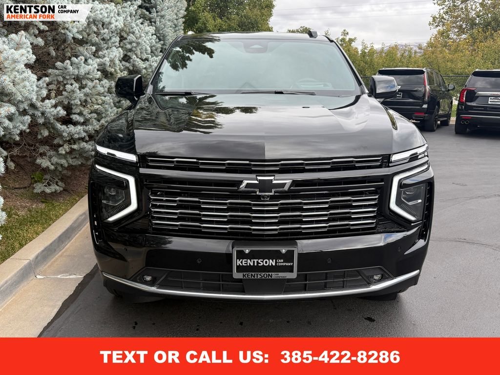 2025 Chevrolet Suburban High Country photo 2