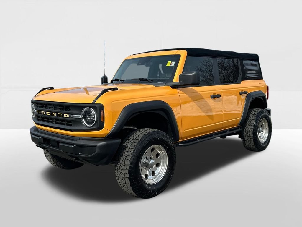 2022 Ford Bronco 4-Door Base