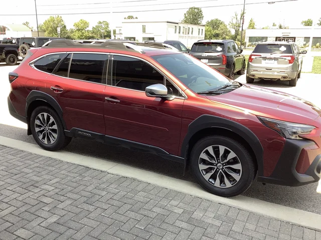 2023 Subaru Outback Touring XT
