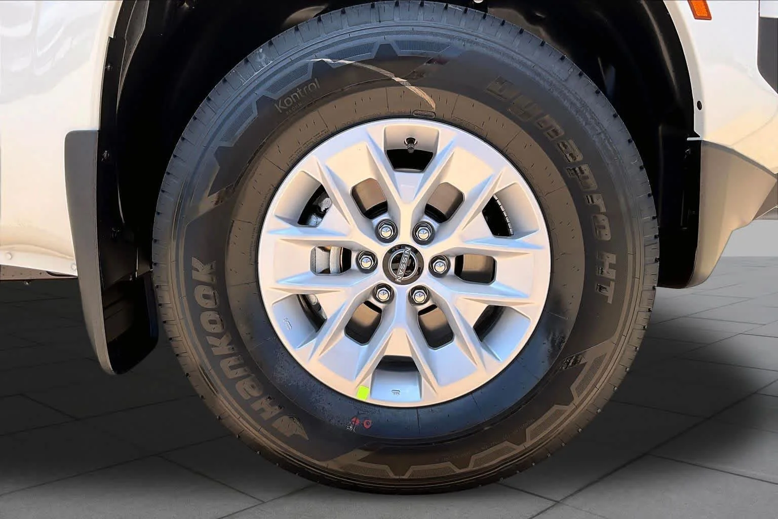 New 2026 Glacier White Nissan S image 12