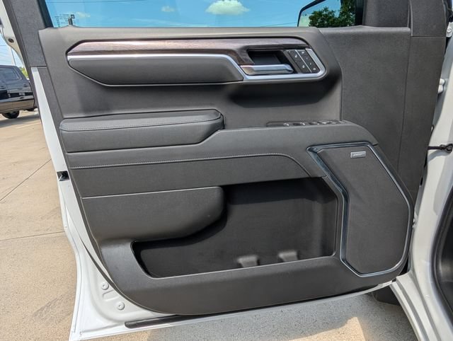2026 Chevrolet Silverado 1500 LTZ - Photo 12