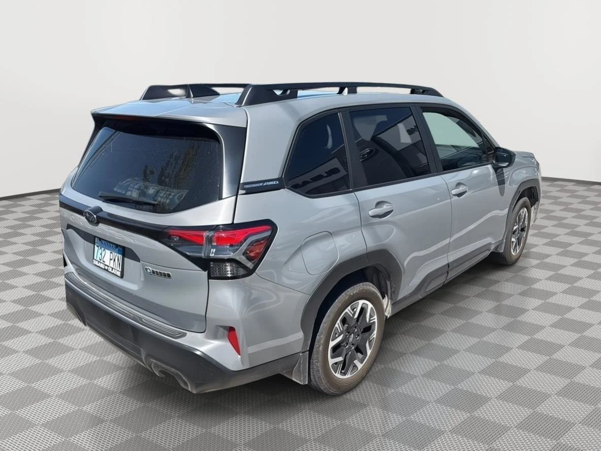 Certified Used 2025 River Rock Pearl Subaru Premium image 3