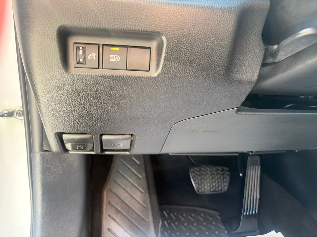 Used 2024 White Toyota Adventure image 29