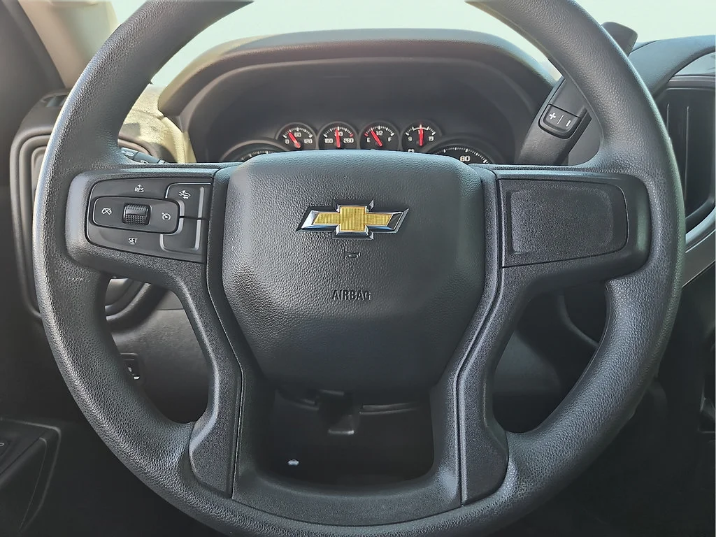 Used 2025 Summit White Chevrolet Custom image 19