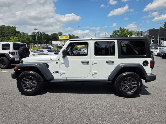 Used 2024 White Jeep Sport S image 4