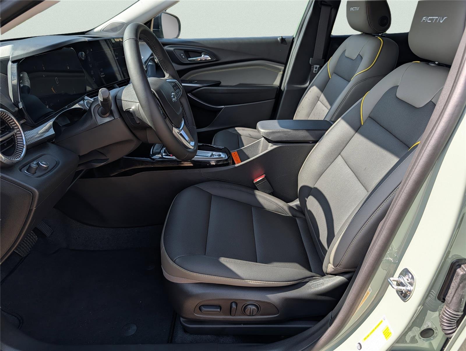 New 2026 Cacti Green Chevrolet ACTIV image 9