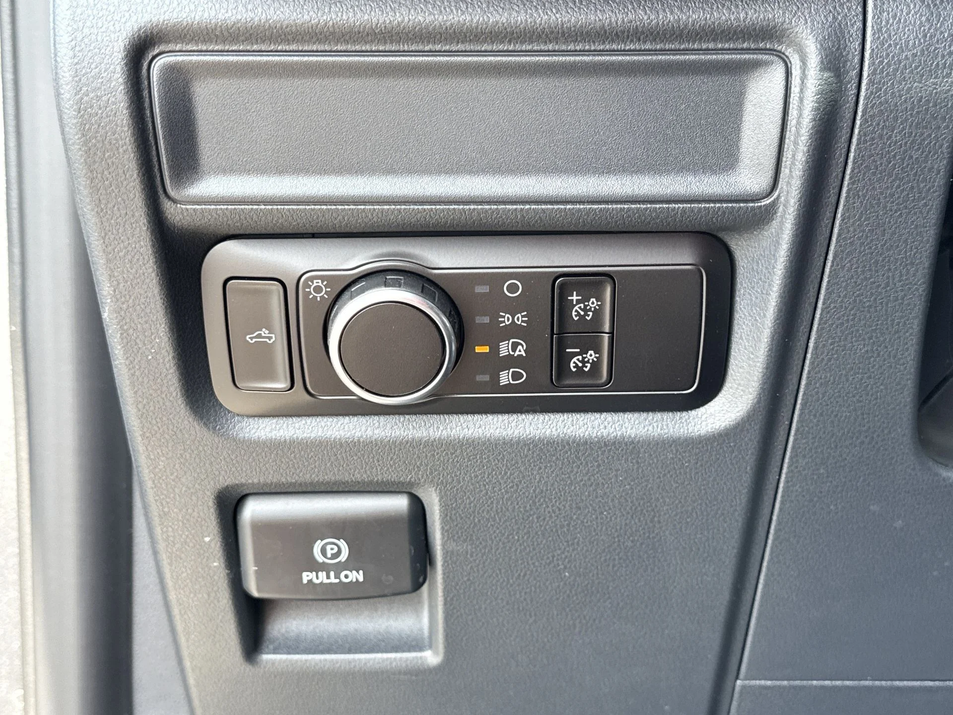 New 2026 Carbonized Gray Metallic Ford XL image 12