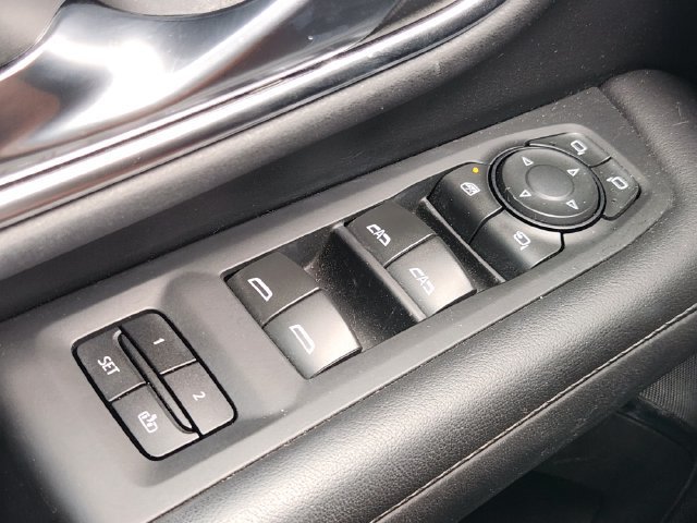 2022 Chevrolet Suburban Z71 - Photo 22