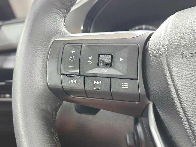 Used 2023 Gray INFINITI LUXE image 25