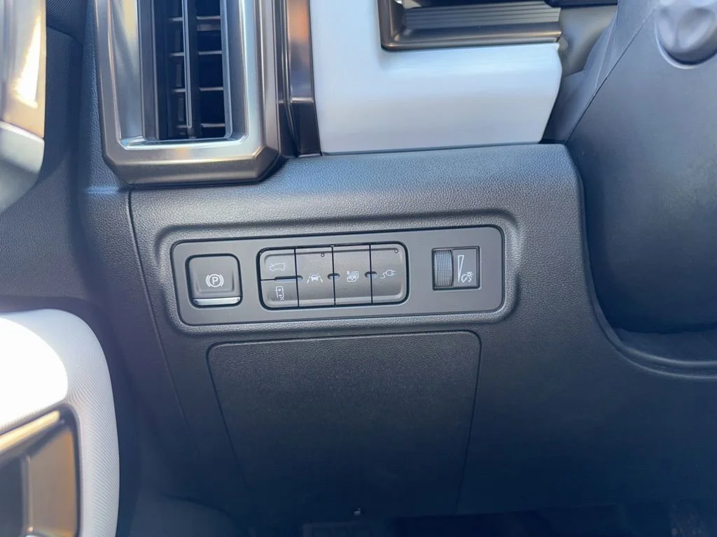 Used 2025 Solar Orange GMC 3X image 25