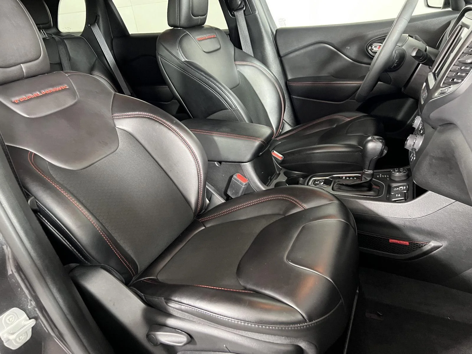 Used 2022 Granite Jeep Trailhawk image 21