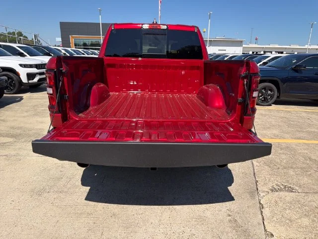 New 2027 Molten Red Pearl-Coat Exterior Paint RAM Warlock image 11