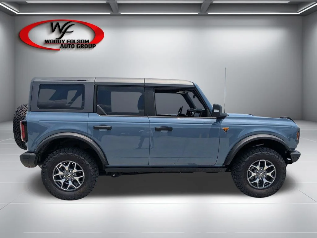 Used 2024 Gray Ford Badlands image 2