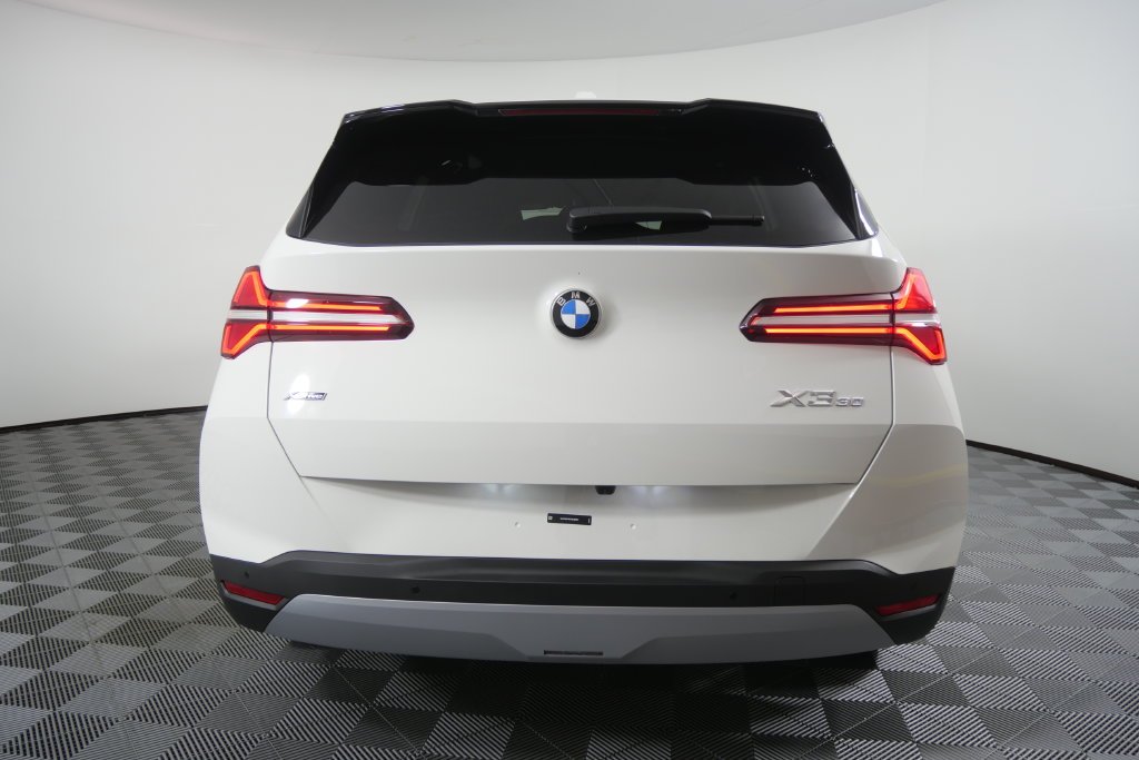 New 2026 Alpine White BMW 30 xDrive image 5