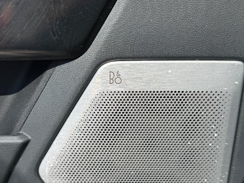 Used 2021 Carbonized Gray Metallic Ford Platinum image 16