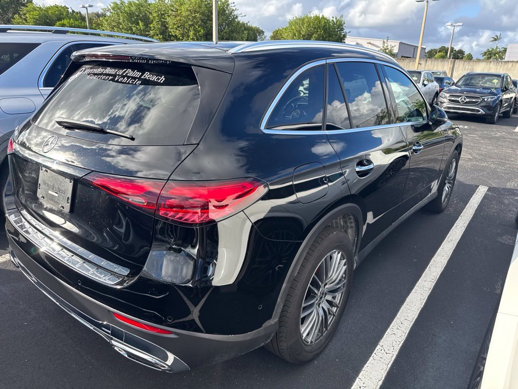 Certified Used 2026 Black Mercedes-Benz GLC 300 image 6