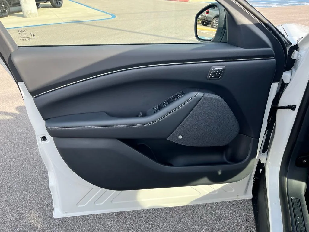 New 2026 White Ford Premium image 12