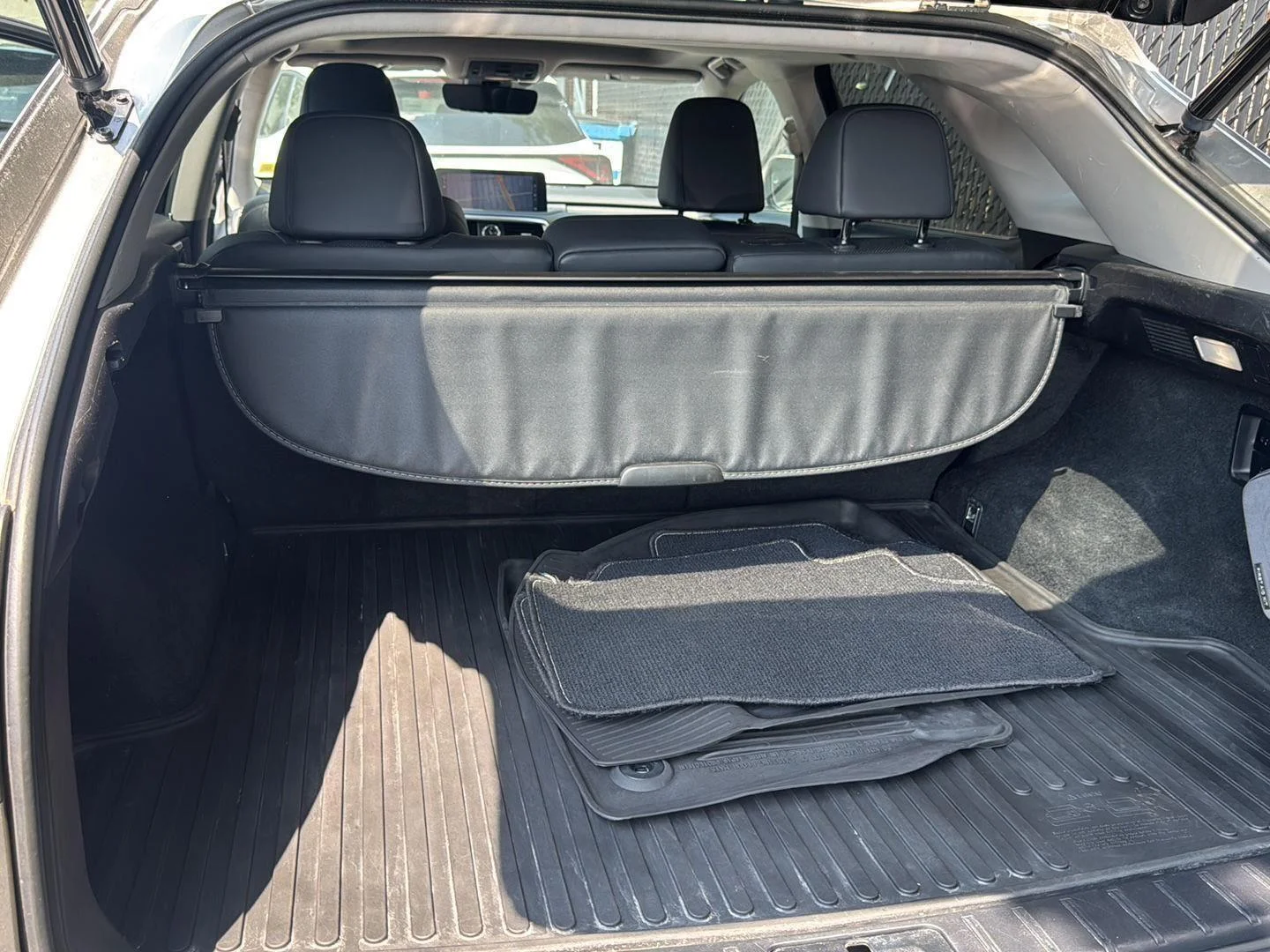 Used 2022 Nebula Gray Pearl Lexus RX 350 image 22
