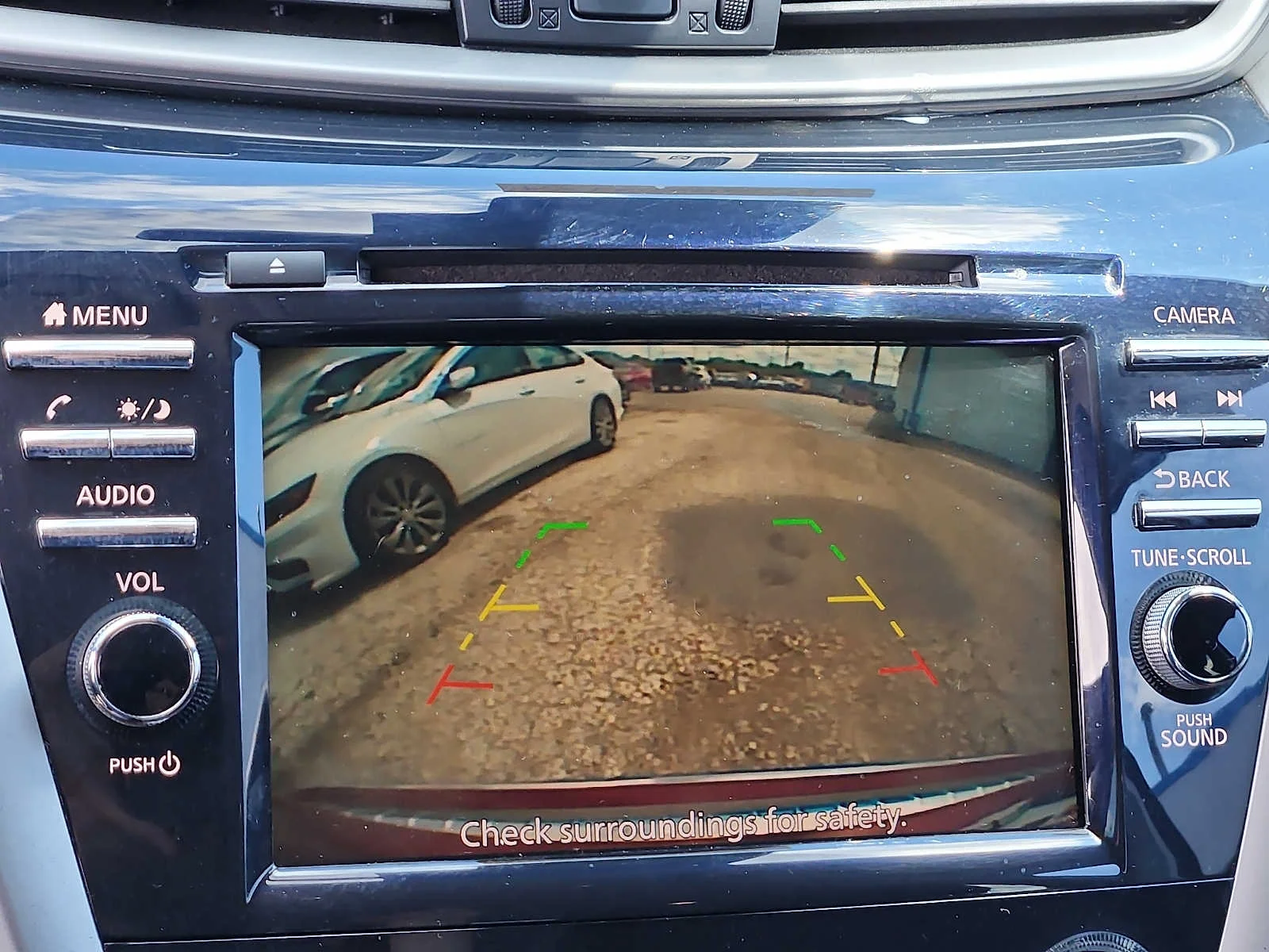 Used 2020 Red Nissan SV Intelligent AWD image 18