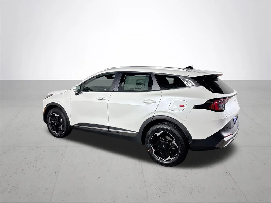 New 2026 Snow White Pearl Kia EX image 8