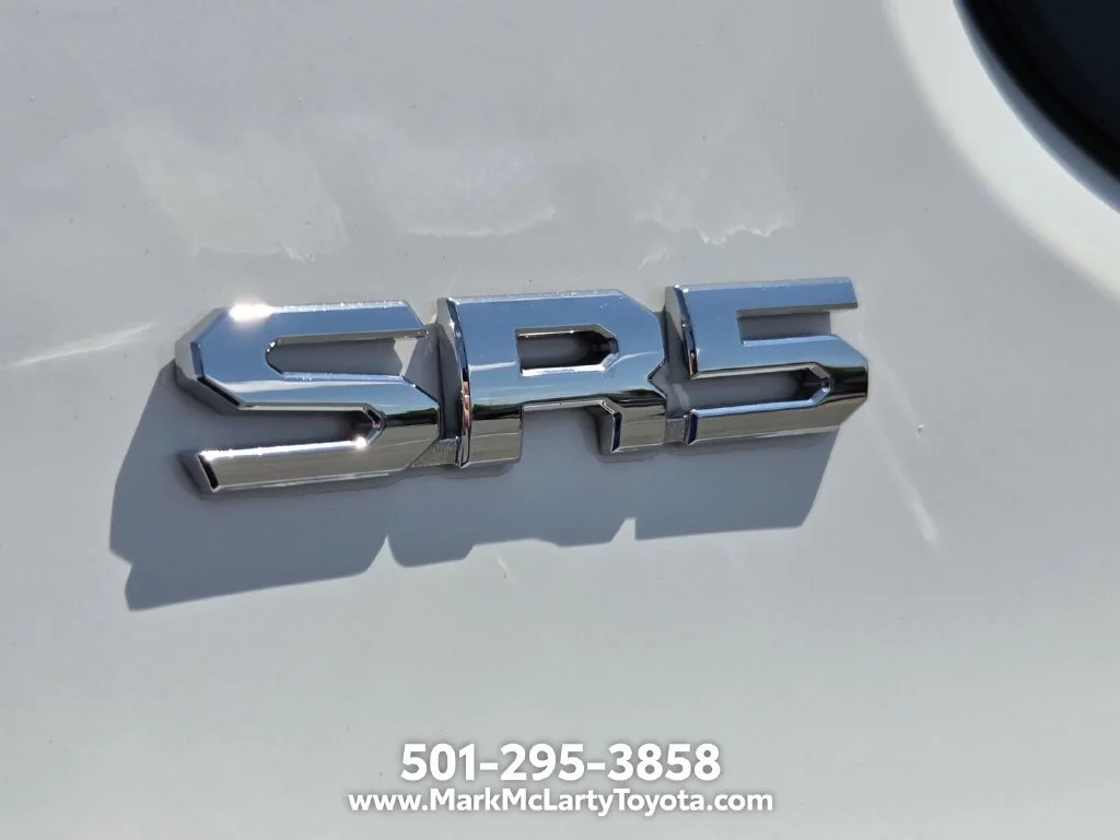 Used 2025 White Toyota SR5 image 14