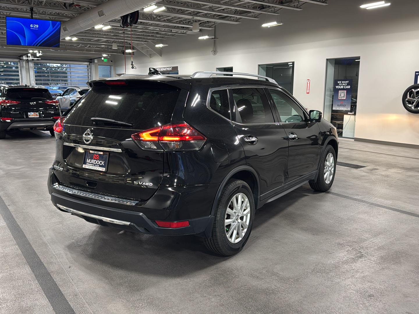 2018 Nissan Rogue SV - Photo 7