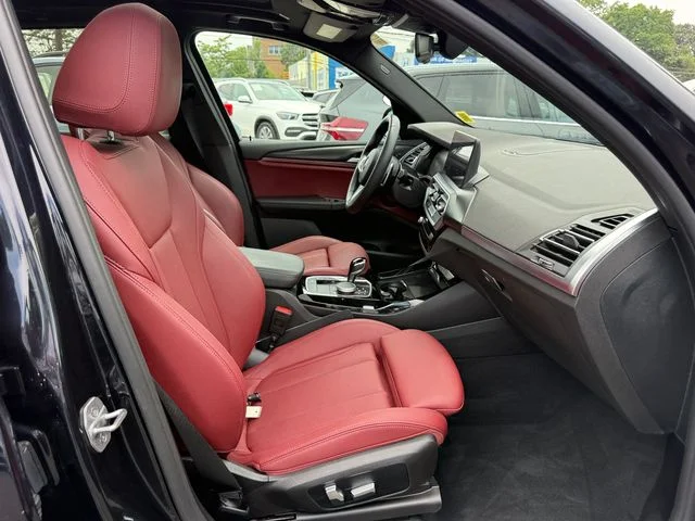 Used 2023 Carbon Black Metallic BMW xDrive30i image 28